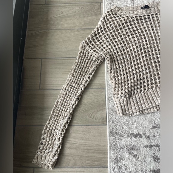 EXPRESS | Tan Open Knit Crochet Long Sleeve
Sweater - Picture 4 of 9